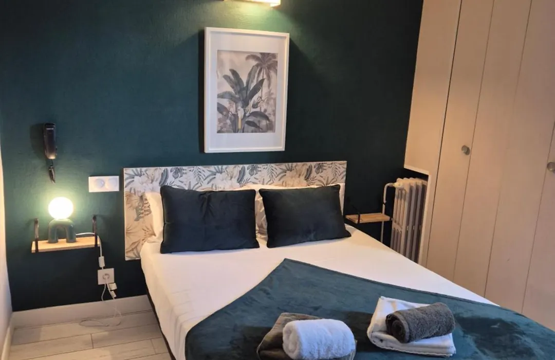 Hotel Saint James-1